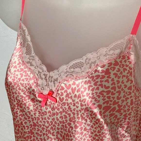 Victoria’s Secret hearts and lace trim slip dress size Small NWT - Picture 3 of 12